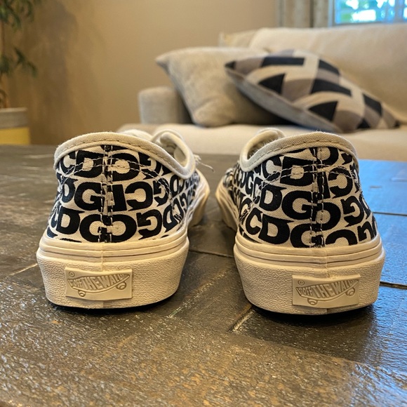 CDG Authentic Vans - Picture 4 of 8
